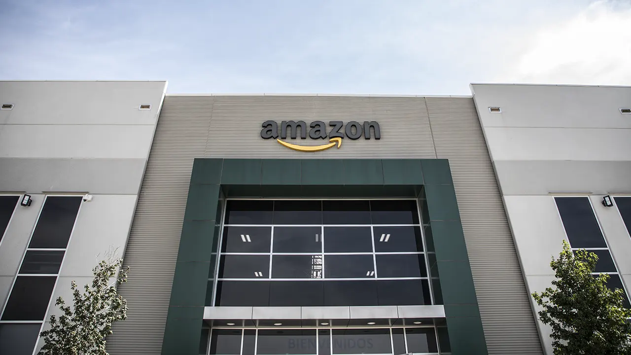 Inversionistas de Amazon se fijarán en ingresos, nube y márgenes minoristas antes de resultados