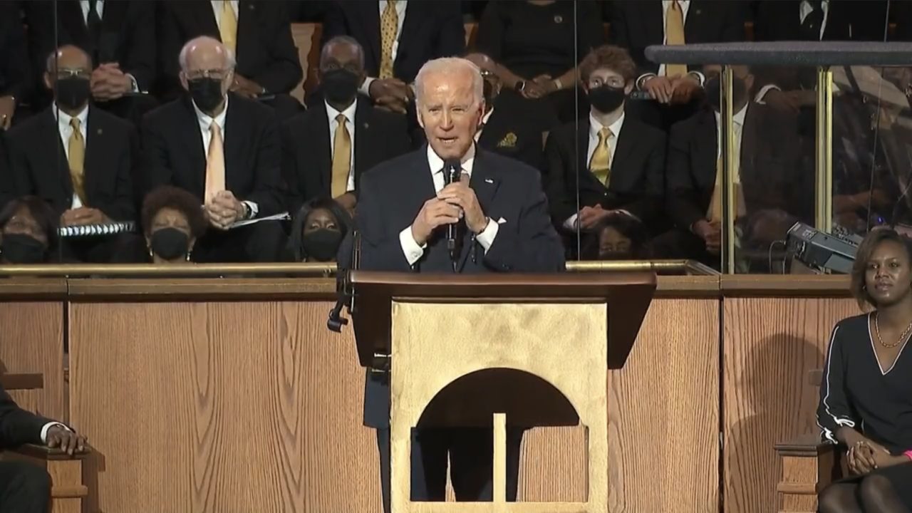 En homenaje a Luther King, Biden afirma que la ‘batalla por el alma’ de EU es eterna