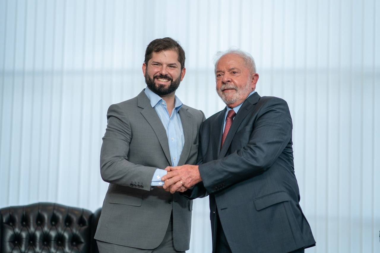 Boric analiza con Lula la retomada de la integración suramericana