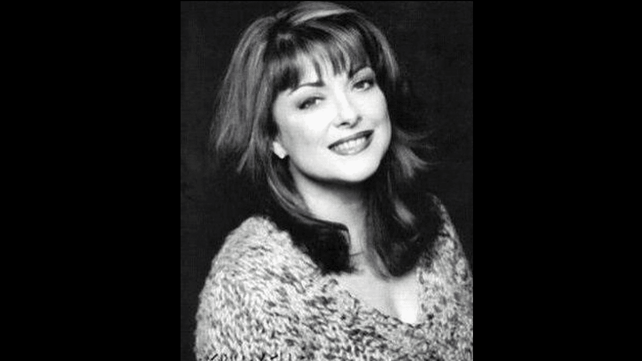 Así fue la trayectoria de Lisa Loring, la actriz que interpretó a la primera Merlina