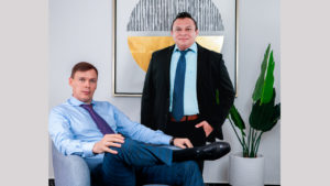 Dimitis Hoffmann, CEO, y Frank Duran, Director General.