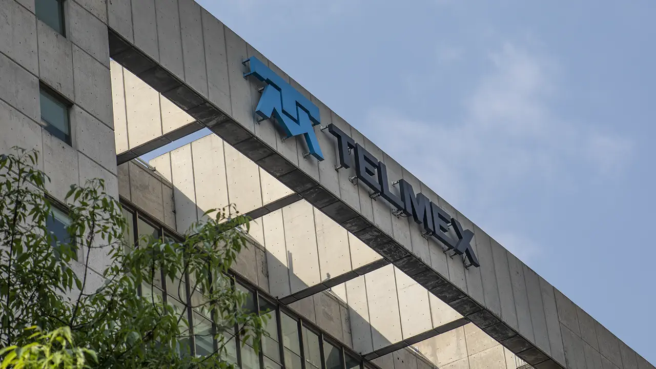 ¿Dividir Telmex? América Móvil dice que México necesita una desregulación del sector
