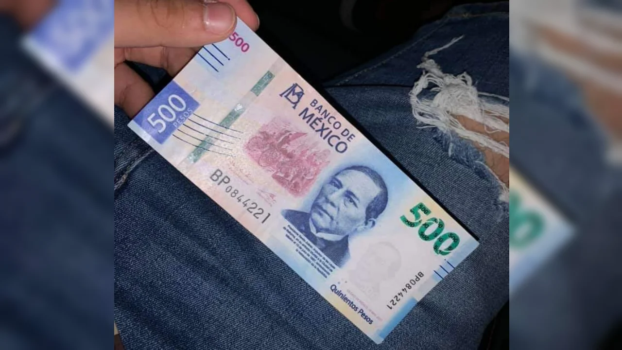 Así es la subasta de billetes falsos en las redes sociales en México