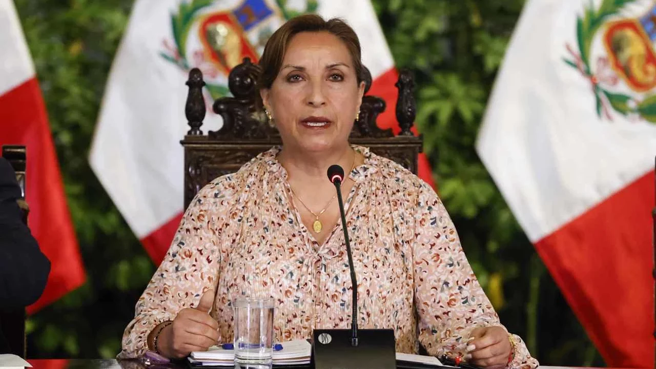 Boluarte urge a AMLO entregar a Perú la presidencia de la Alianza del Pacífico