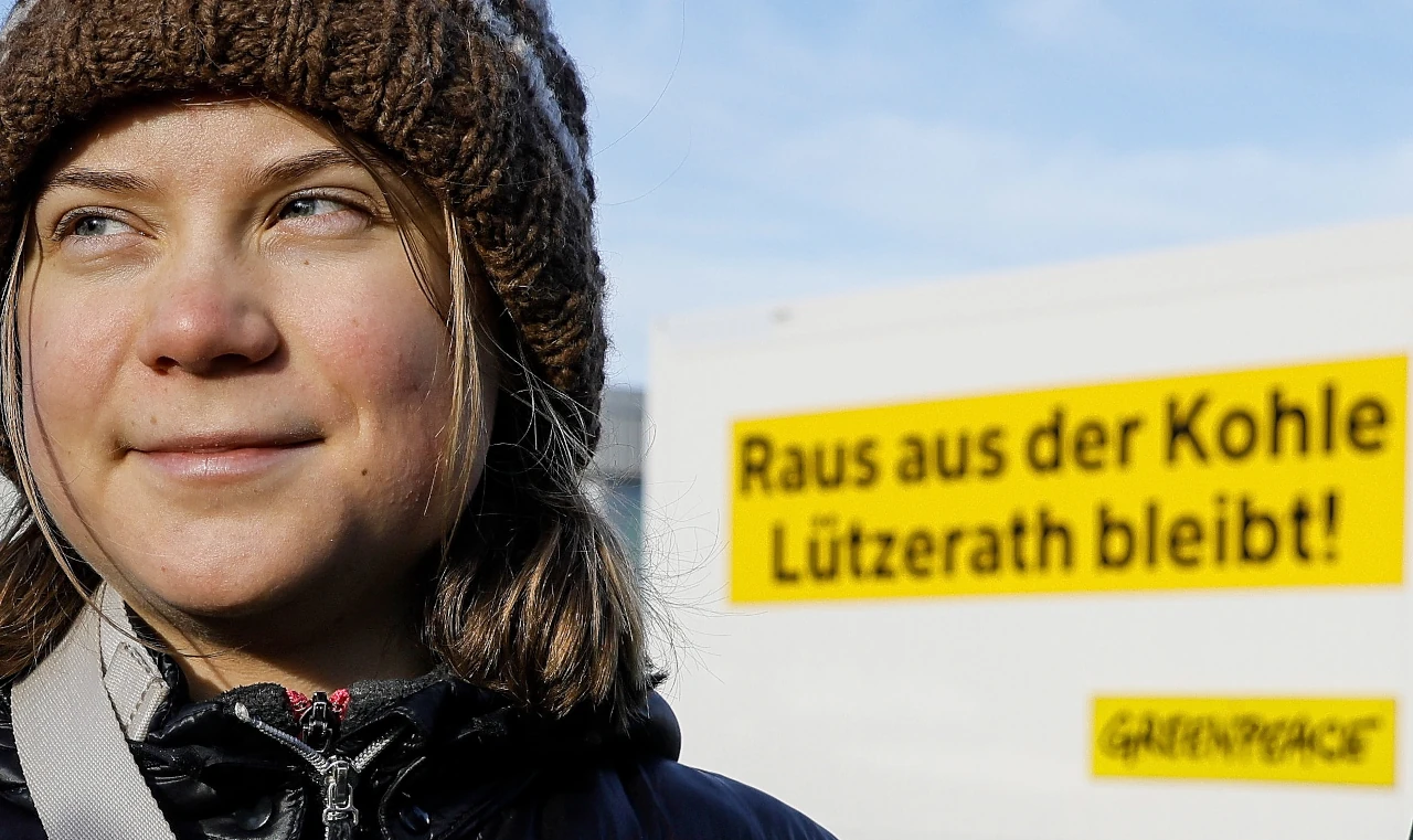 Greta Thunberg pide un alto el fuego en Gaza y manifiesta su solidaridad con Palestina