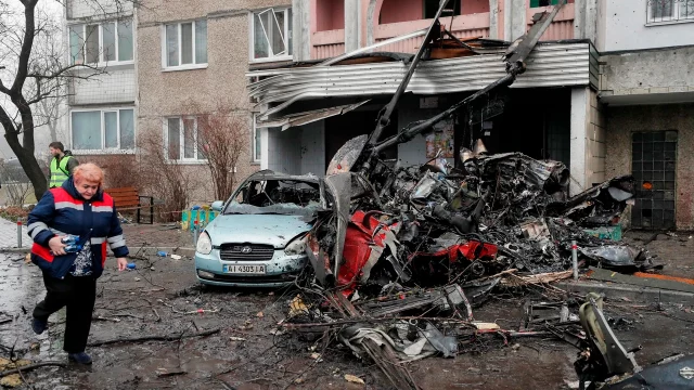 Latam Ucrania Muere el ministro ucraniano del Interior tras estrellarse helicóptero en Kiev