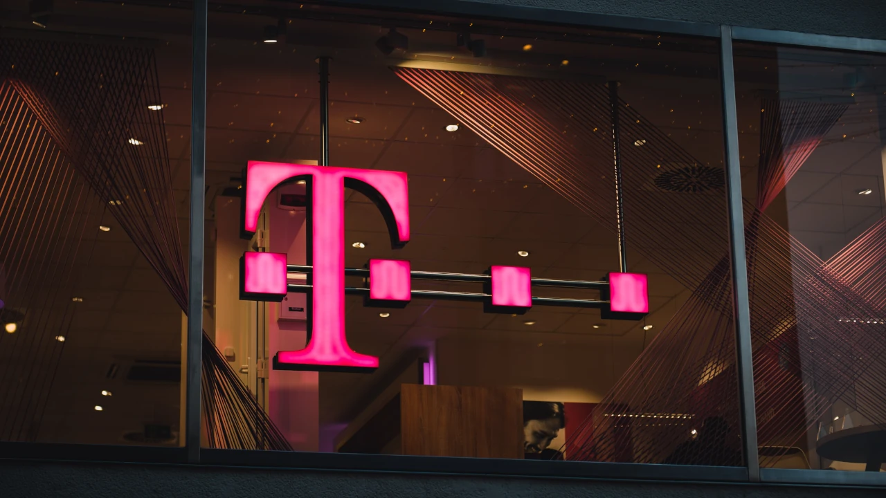 T-Mobile dice que un pirata informático robó datos de 37 millones de clientes