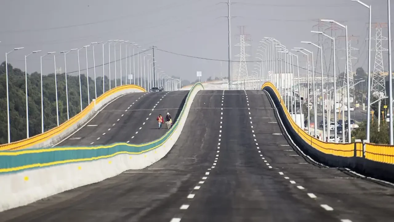 Llevará 4 años construir el tren de pasajeros AIFA-Pachuca: Ya cuentan con la mitad del derecho de vía