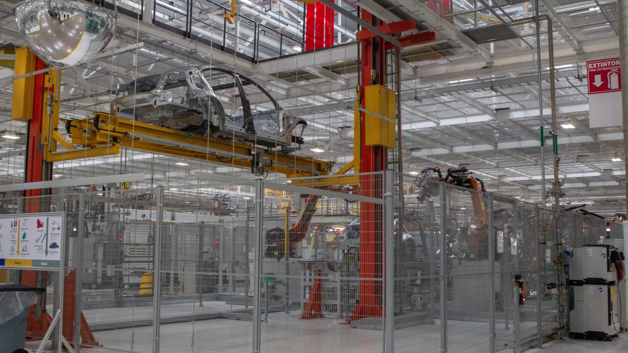 Exportación de autos de México alcanza nivel no visto desde 2011
