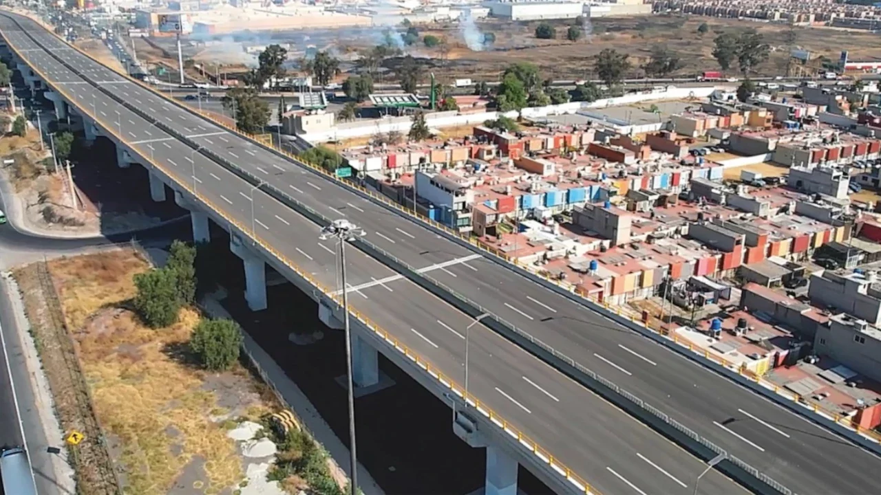 Satisface a 70% de usuarios reducción de tiempo de traslado al AIFA con nuevas vialidades, dicen autoridades