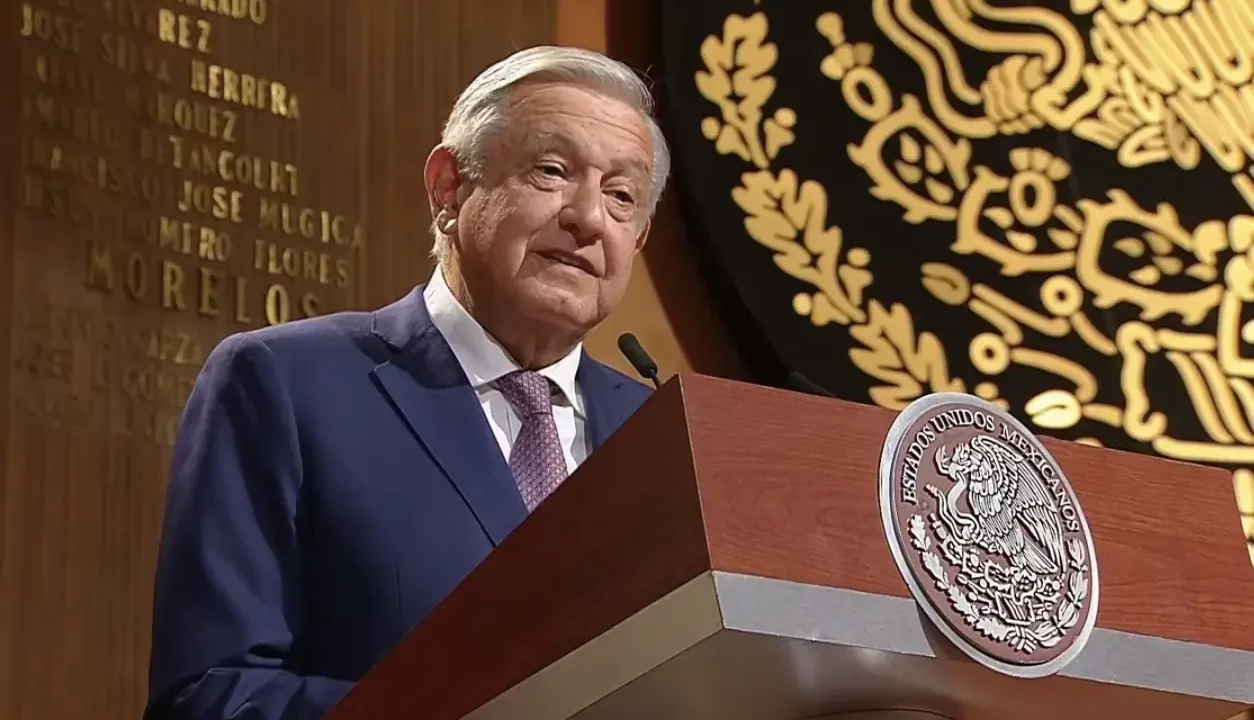 AMLO manda iniciativa para modificar artículo sobre expulsión de extranjeros