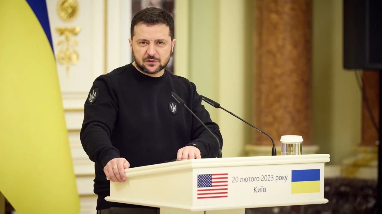 Legisladores republicanos de EU rechazan ayudar a Ucrania el día que Zelenski vaya al Capitolio