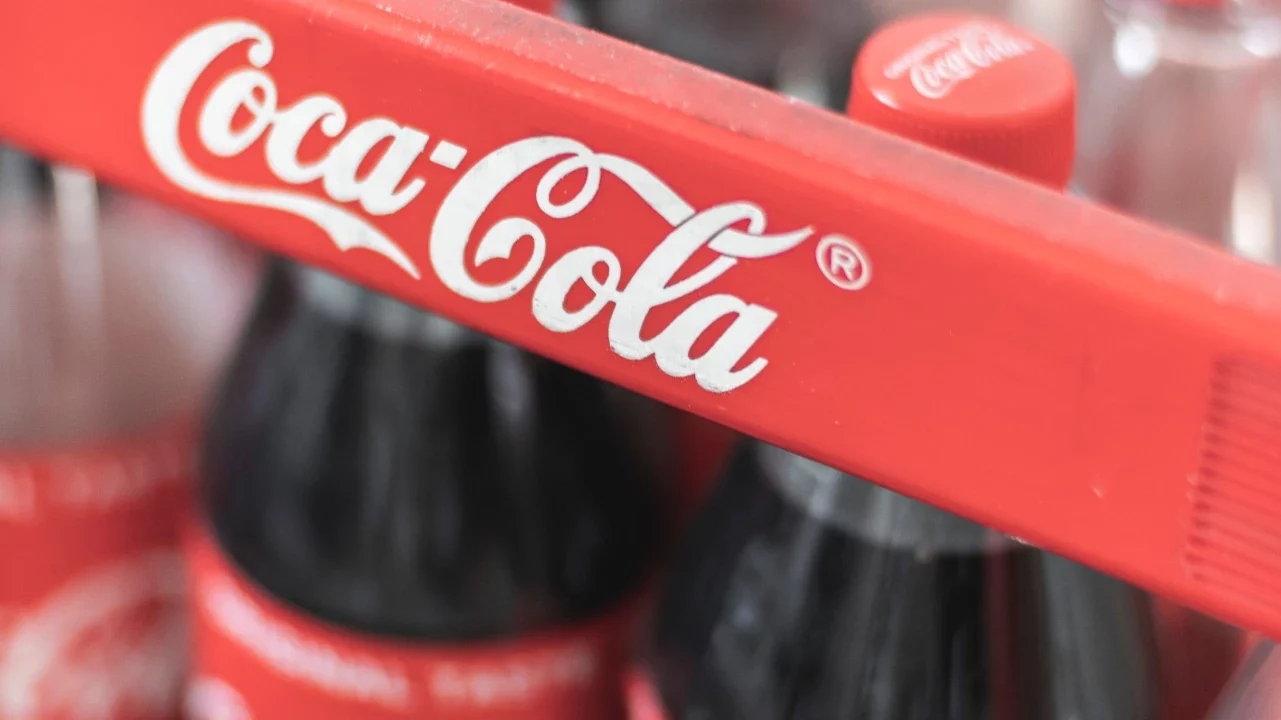 Coca-Cola gana 3,107 mdd en el primer trimestre, un 12% más