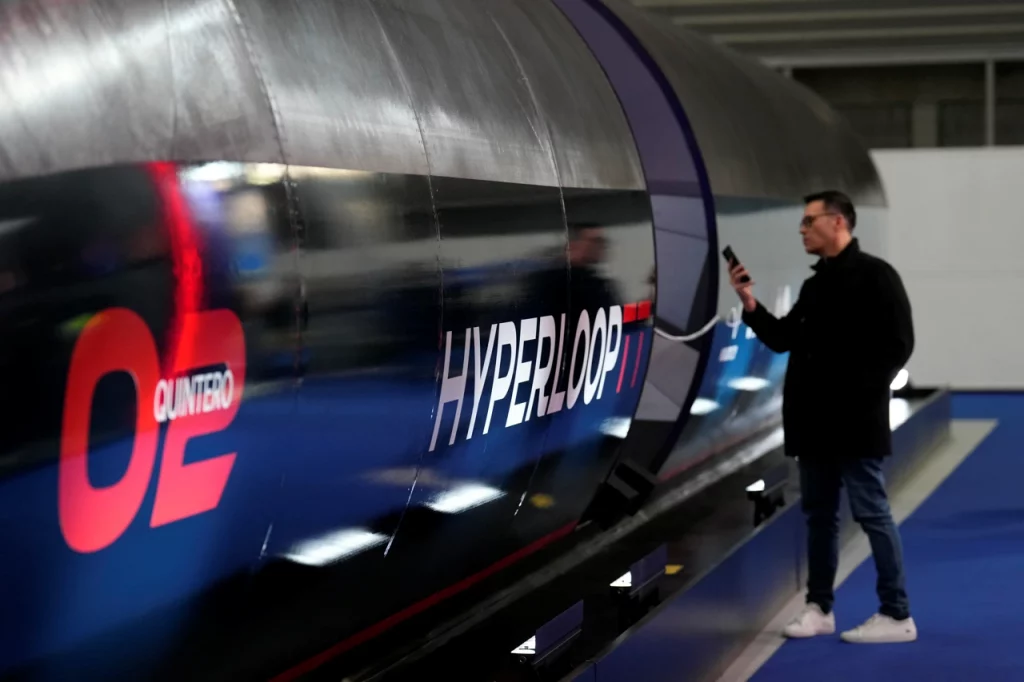 hyperloop-mwc