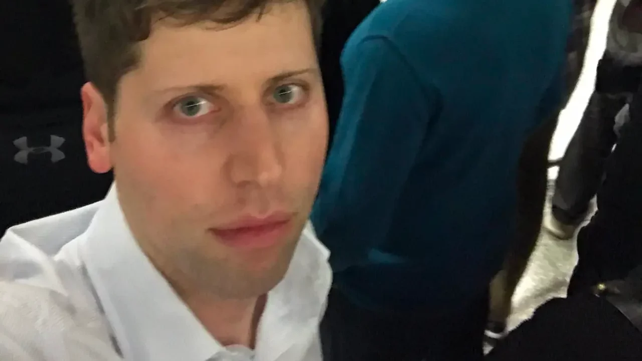 CEO OpenAI: la startup detrás de ChatGPT, habla sobre cómo la inteligencia artificial puede ‘romper el capitalismo’