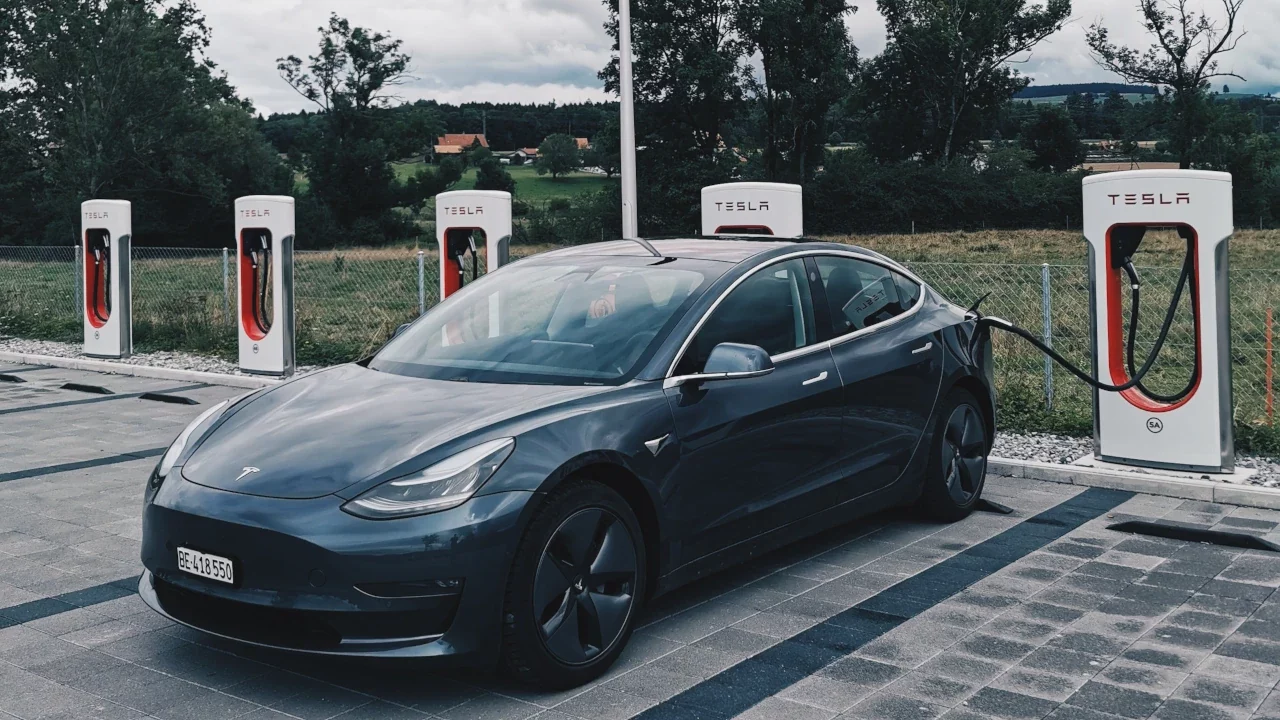 Retiran a Tesla del Salón del Automóvil de Vancouver por seguridad