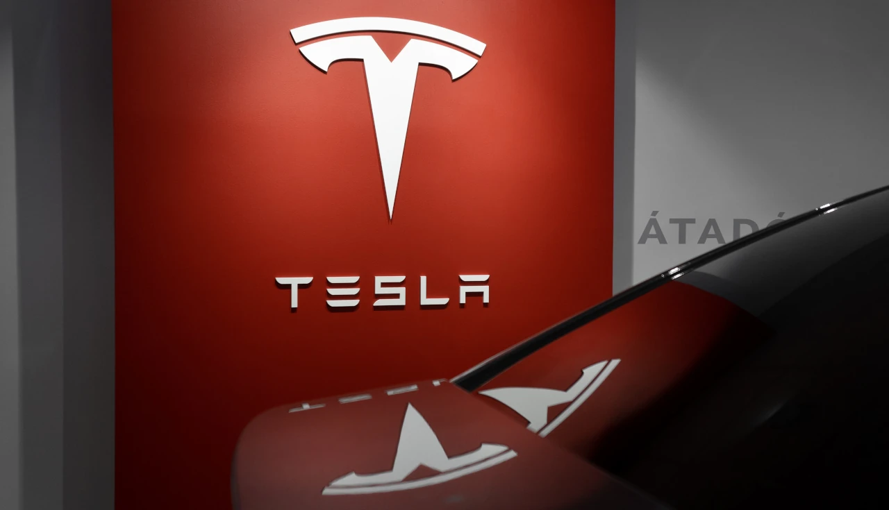 Tesla condenada a pagar 3.2 mdd por discriminación racial