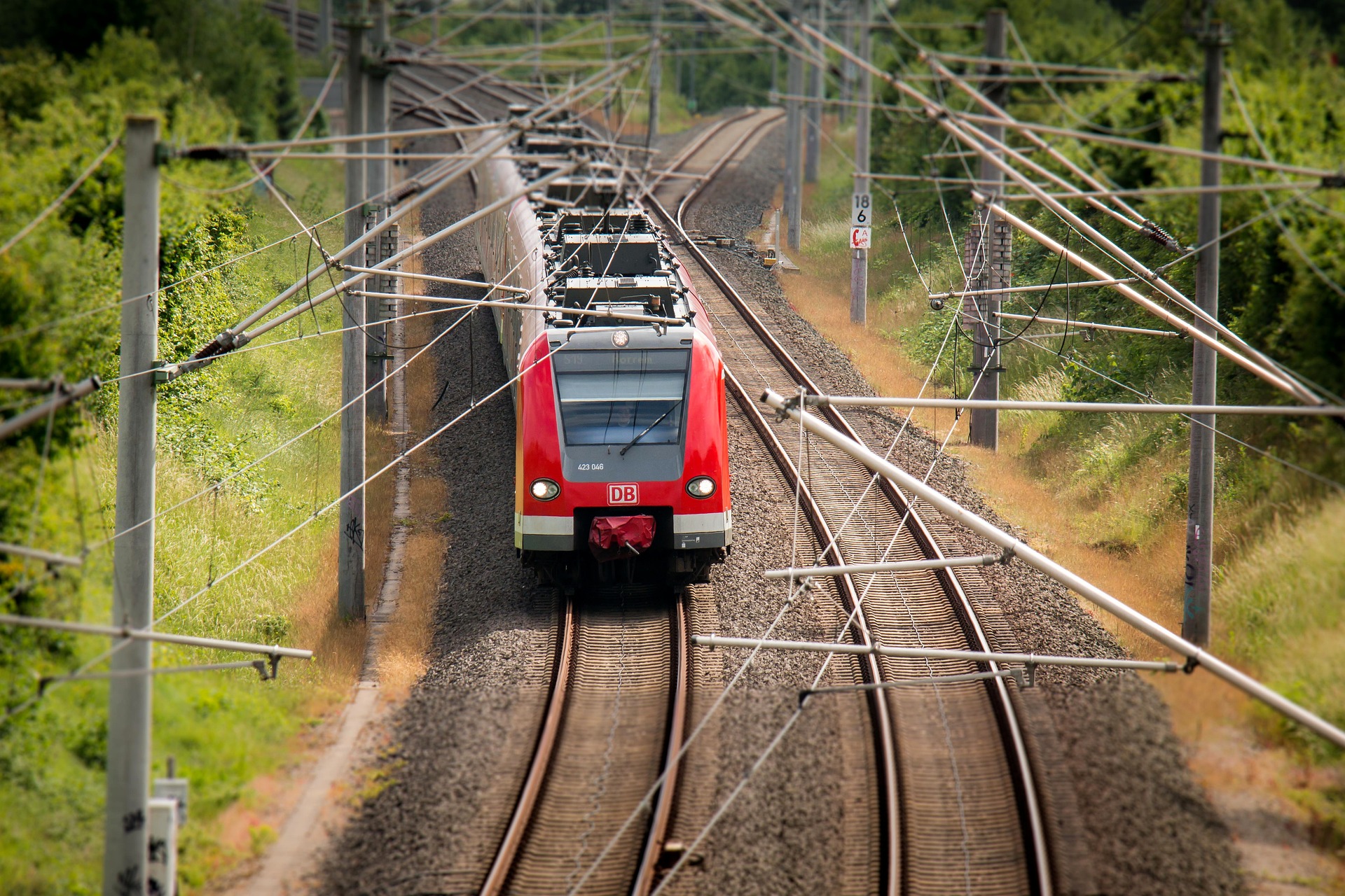 CPKC analiza plan de trenes de pasajeros de AMLO; descarta impacto a concesión