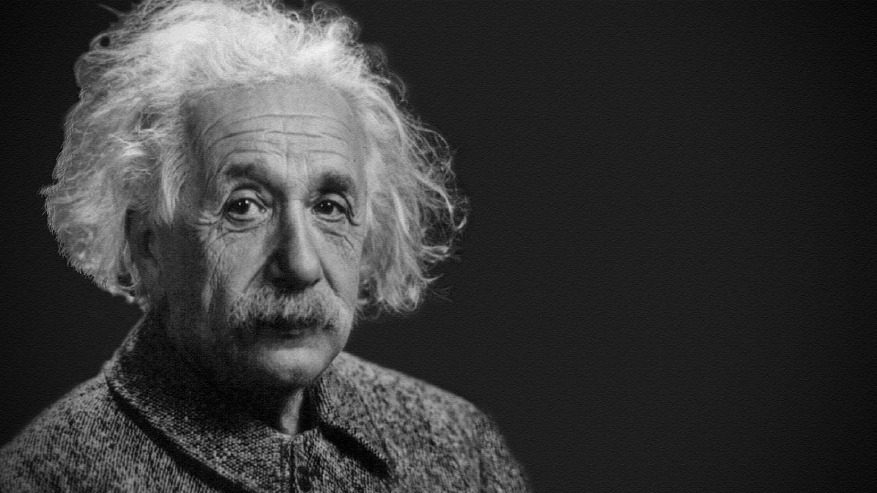 Ten symbolic phrases left to us by Albert Einstein