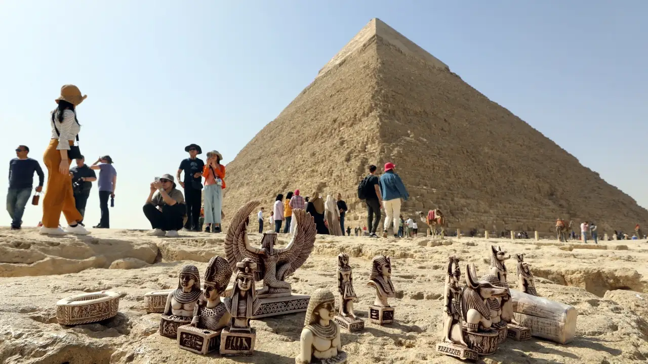 Descubren corredor en la pirámide de Keops; apuntan a cámara funeraria de faraón
