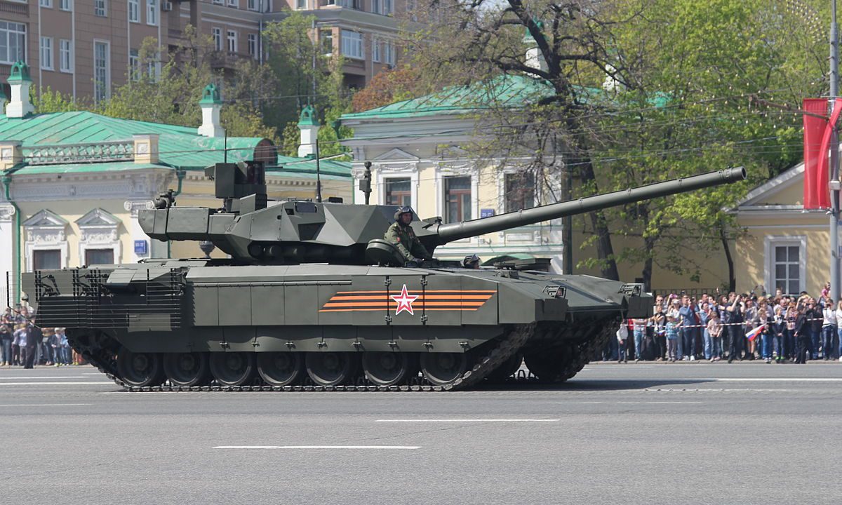 Ejército ruso despliega en Ucrania el T-14 Armata, el tanque del futuro