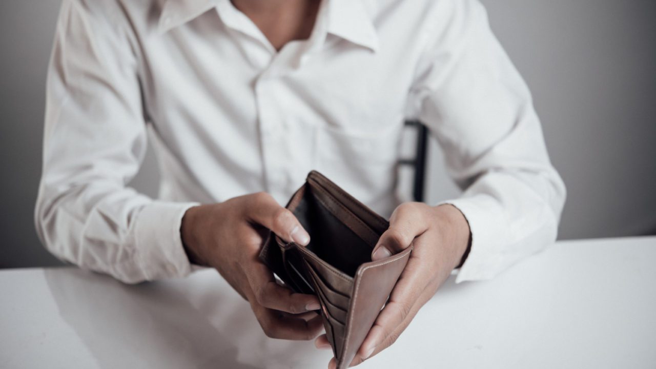 OCDE mejora previsiones pero le preocupan la inflación y tipos de interés