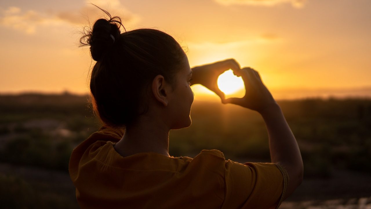9 hábitos que debes tener para ser feliz según Harvard