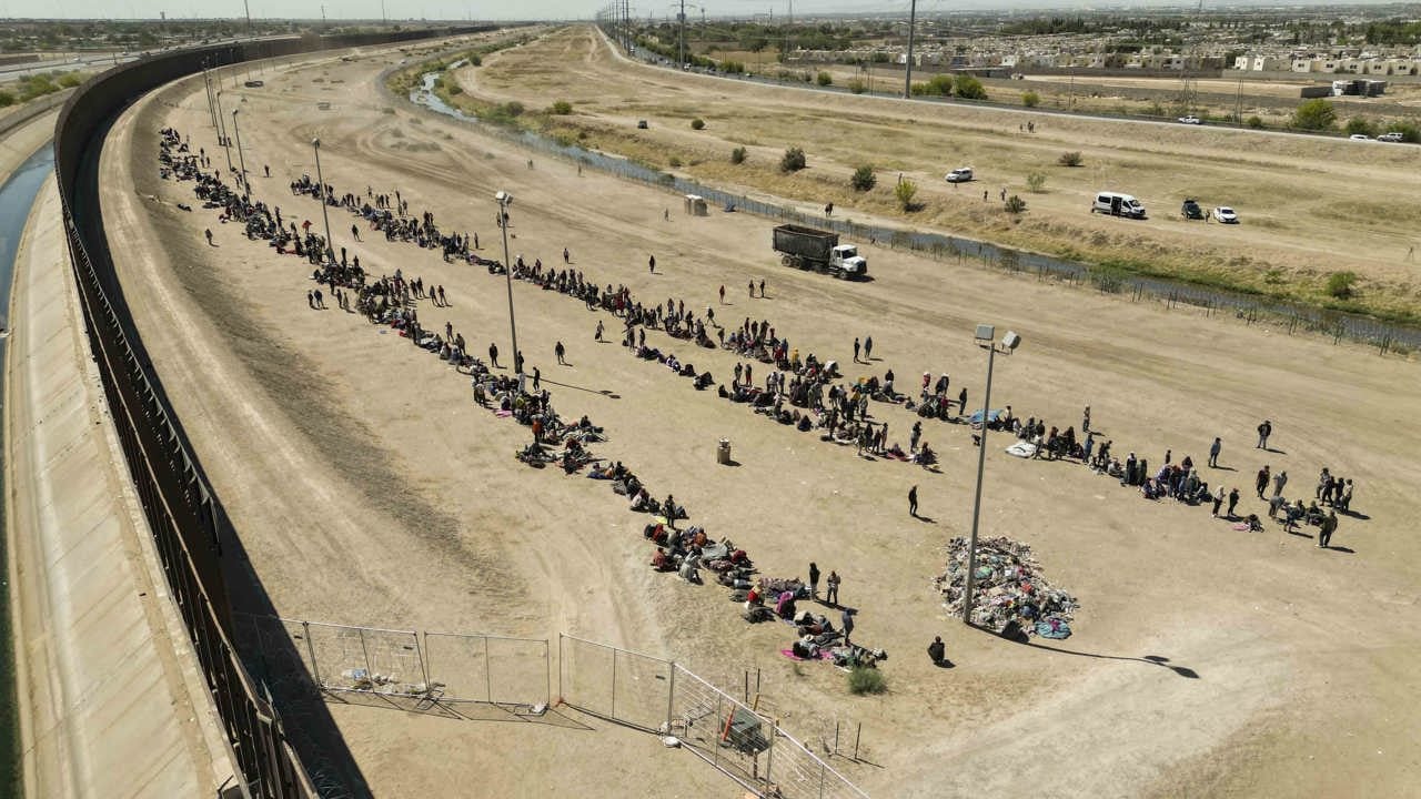 México y EU acuerdan coordinar patrullas en su frontera común