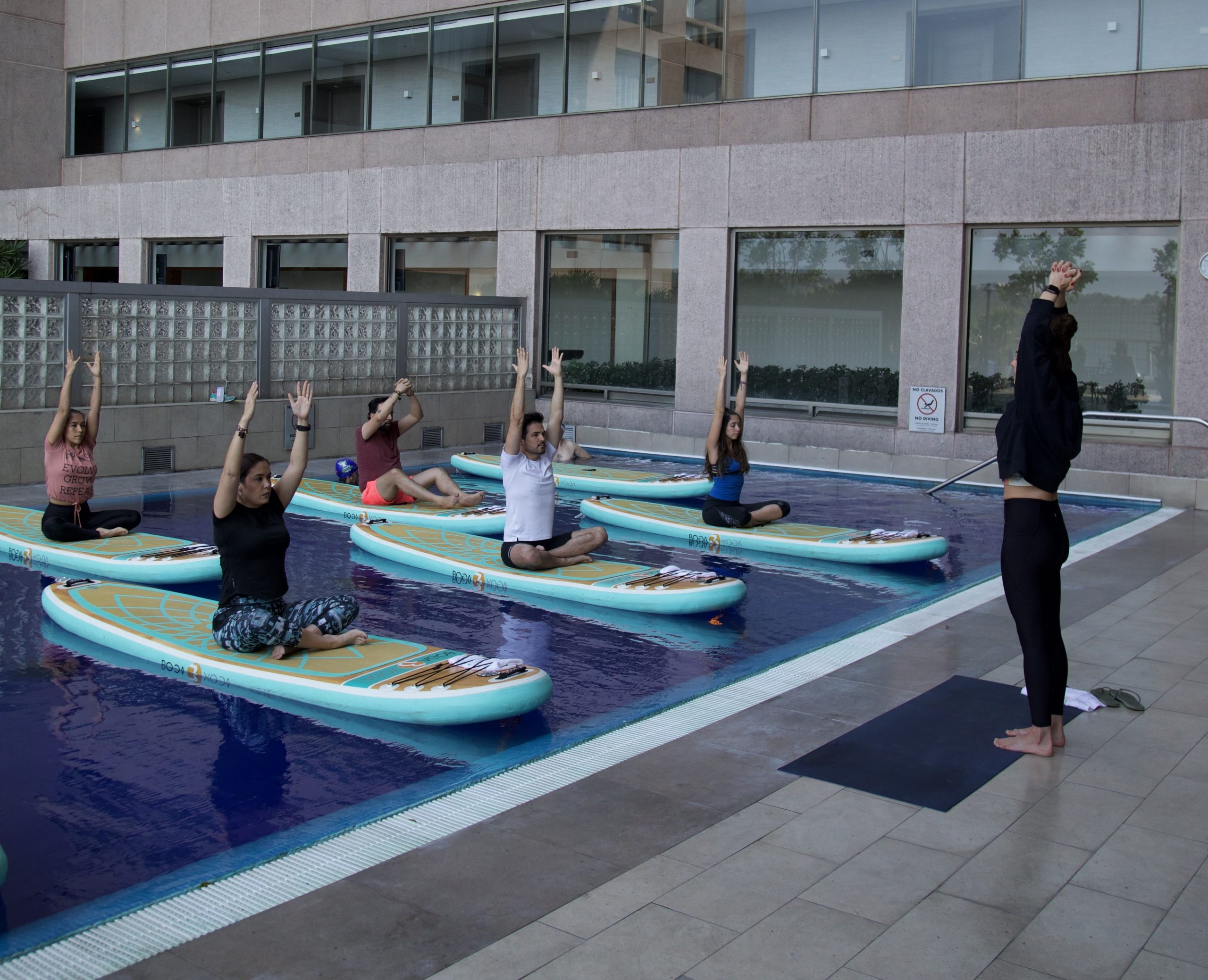 Sup Yoga: ¿Una experiencia de bienestar entre paisajes citadinos?