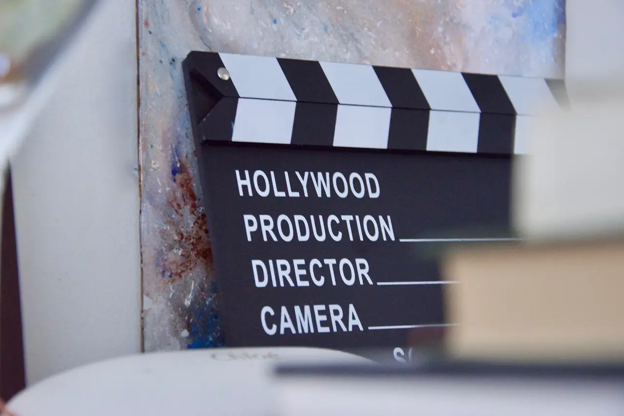 Tras huelgas, Hollywood ahora experimenta escasez en la producción de contenido original