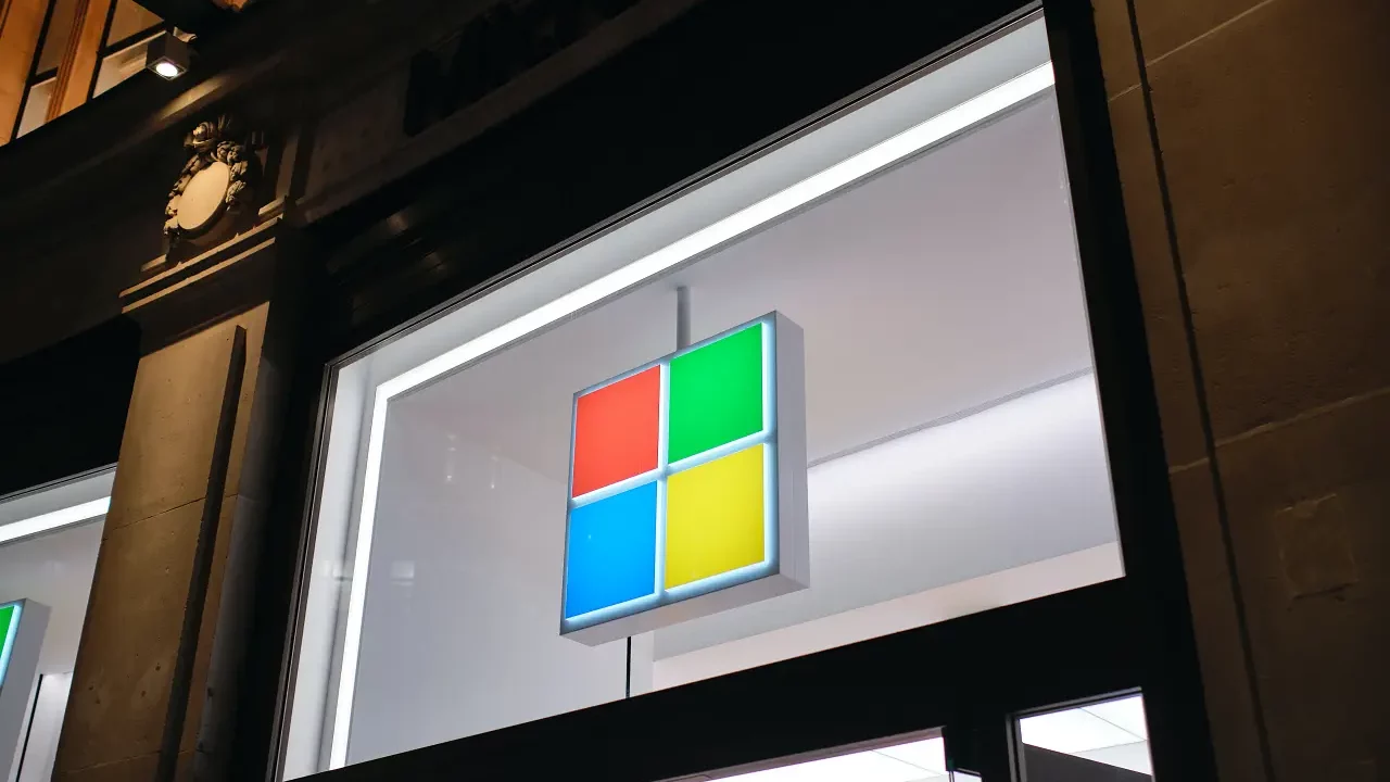 Microsoft pagará una multa de 20 mdd por guardar información de menores