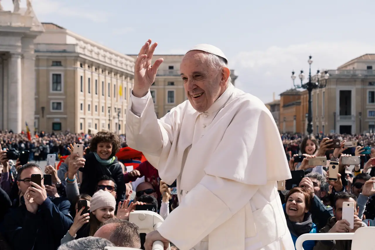 Papa Francisco pide a empresarios latinoamericanos que huyan ‘del beneficio a toda costa’