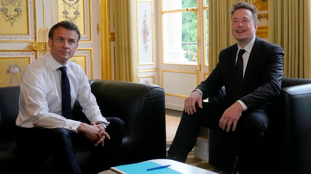 Macron se reunirá con Elon Musk en París para hablar de posible inversión de Tesla