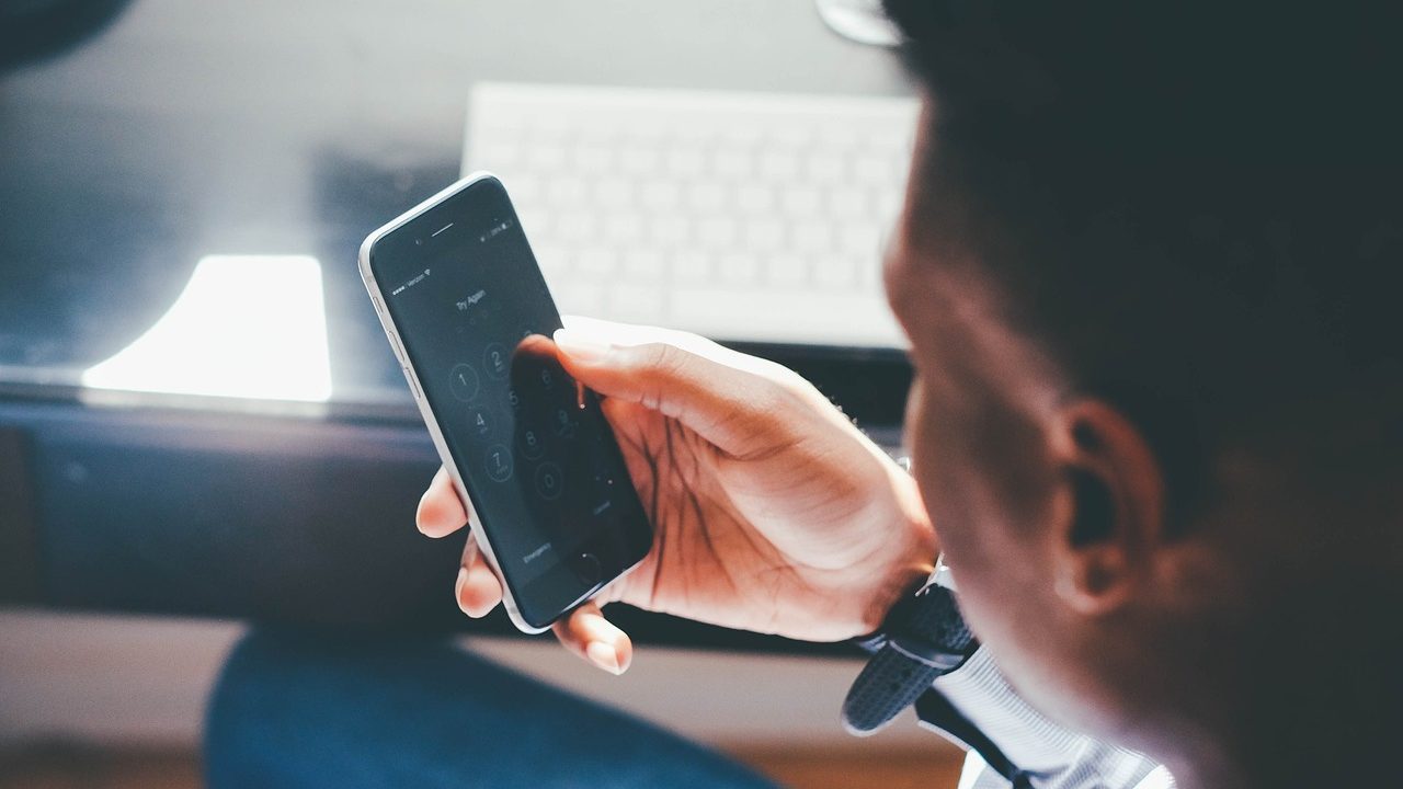 Detectan más de 33 millones de ataques en smartphones en 2024: informe Kaspersky