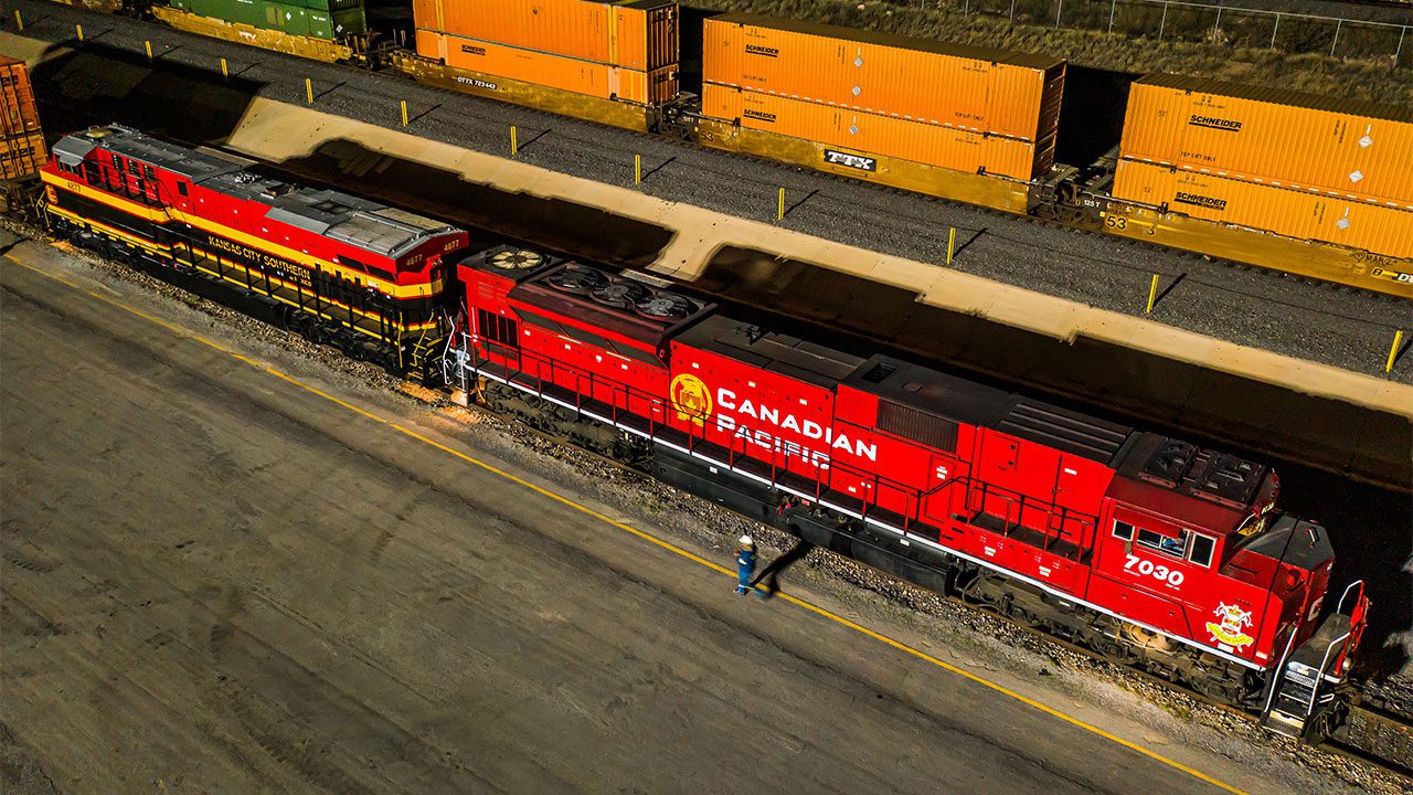 El transporte de mercancía por tren muestra resiliencia en medio de los aranceles de Trump