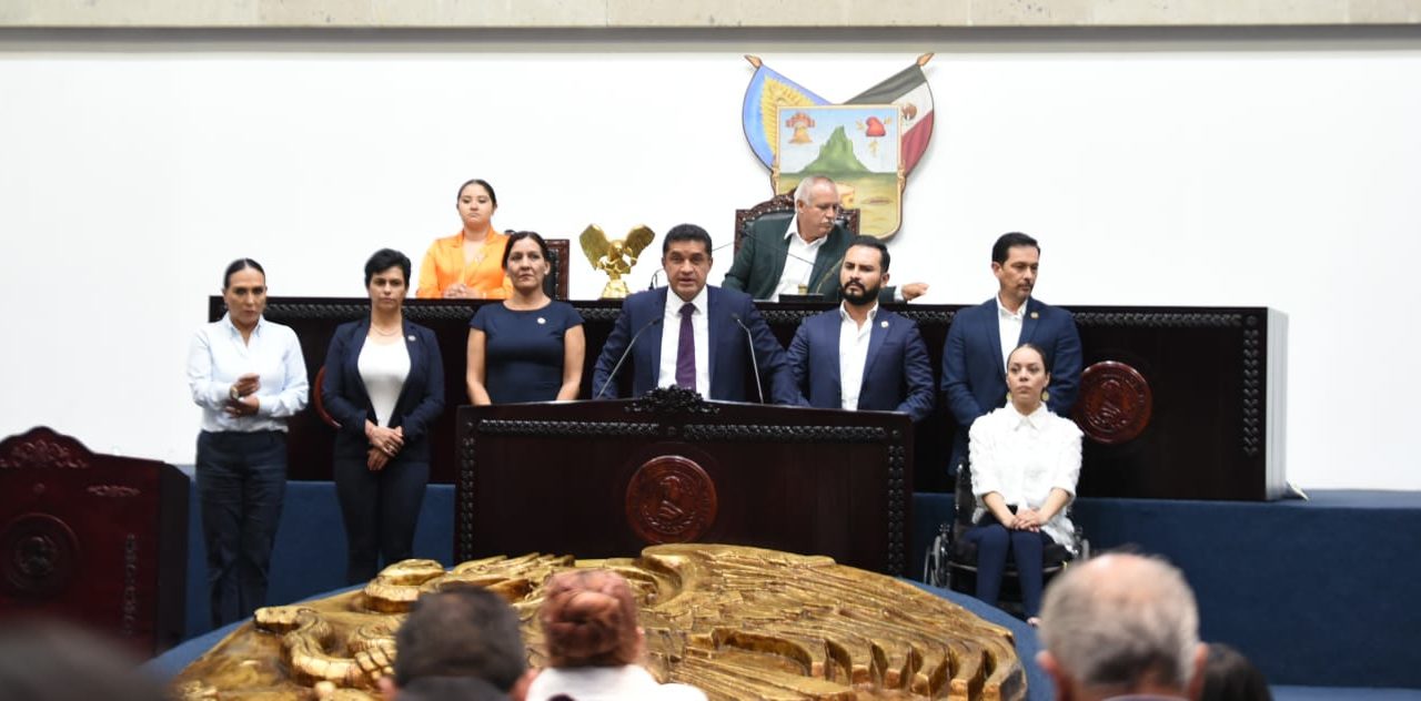 El PRI se queda sin representación en Hidalgo; renuncia presidente y diputados