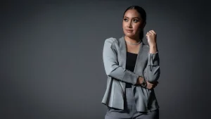 Katya Echazarreta Portada