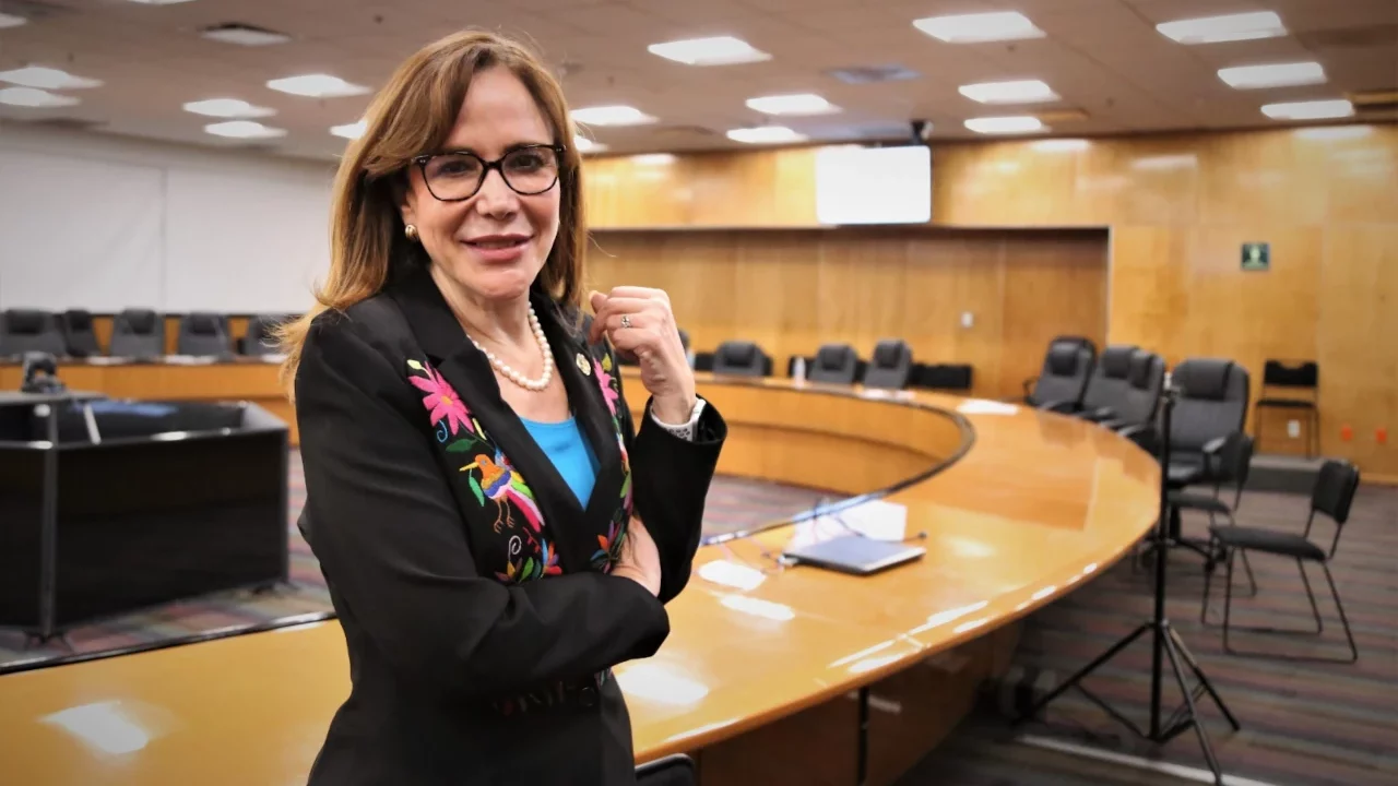 Yeidckol Polevnsky no podrá registrarse para la candidatura presidencial por Morena: Mario Delgado