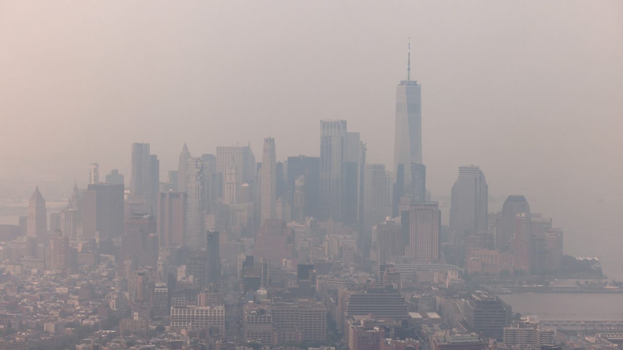 Incendios en Canadá afectan al norte de EU y obligan a cancelar actividades