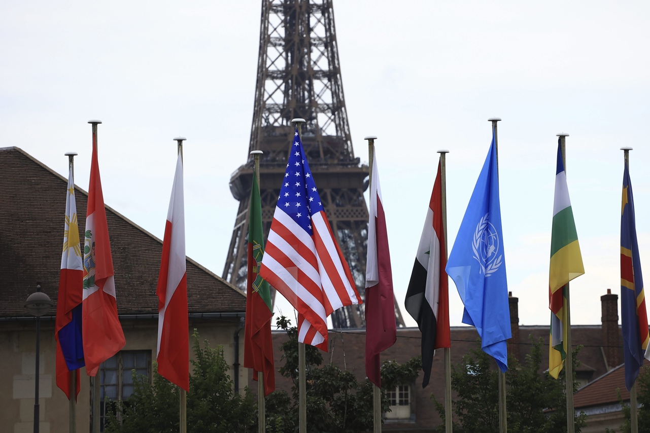 Bandera de Estados Unidos vuelve a izarse en la Unesco tras 5 años de ausencia