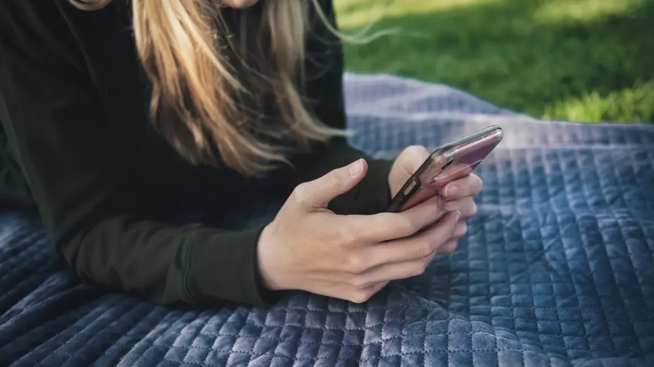 Meta comienza a desactivar las cuentas en Australia de menores de 16 años