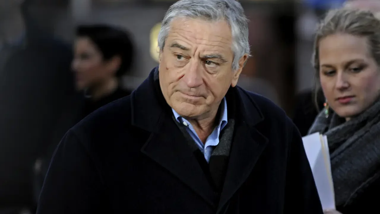 De Niro es el narrador de un anuncio de la campaña de Biden contra el ‘desquiciado’ Trump