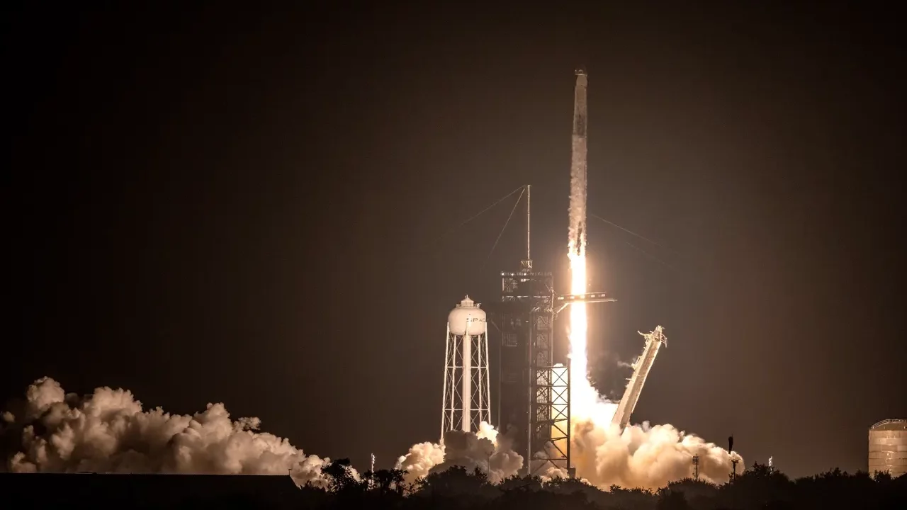Despega con éxito misión Crew-7 rumbo a la Estación Espacial Internacional