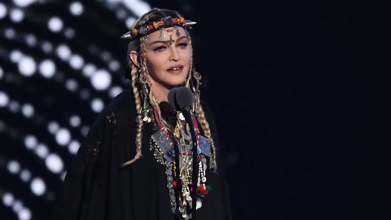 Madonna demandada retraso concierto NY