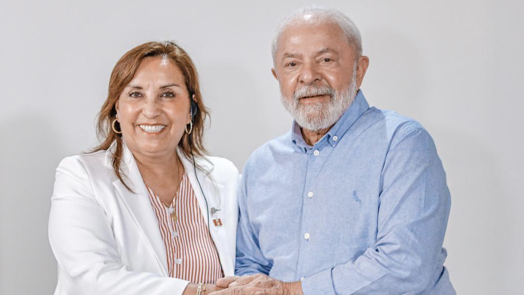 Lula recibe a Dina Boluarte, presidenta de Perú no reconocida por AMLO
