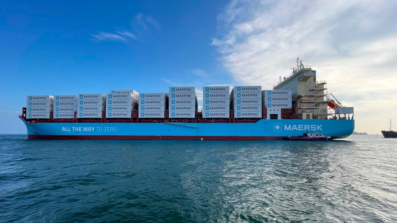 Maersk desviará sus barcos al Cabo de Buena Esperanza tras ataques hutíes