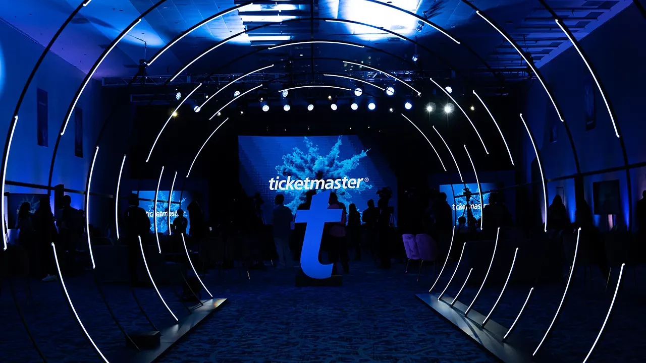 Ticketmaster ofrece monitoreo gratuito en la dark web tras hackeo 