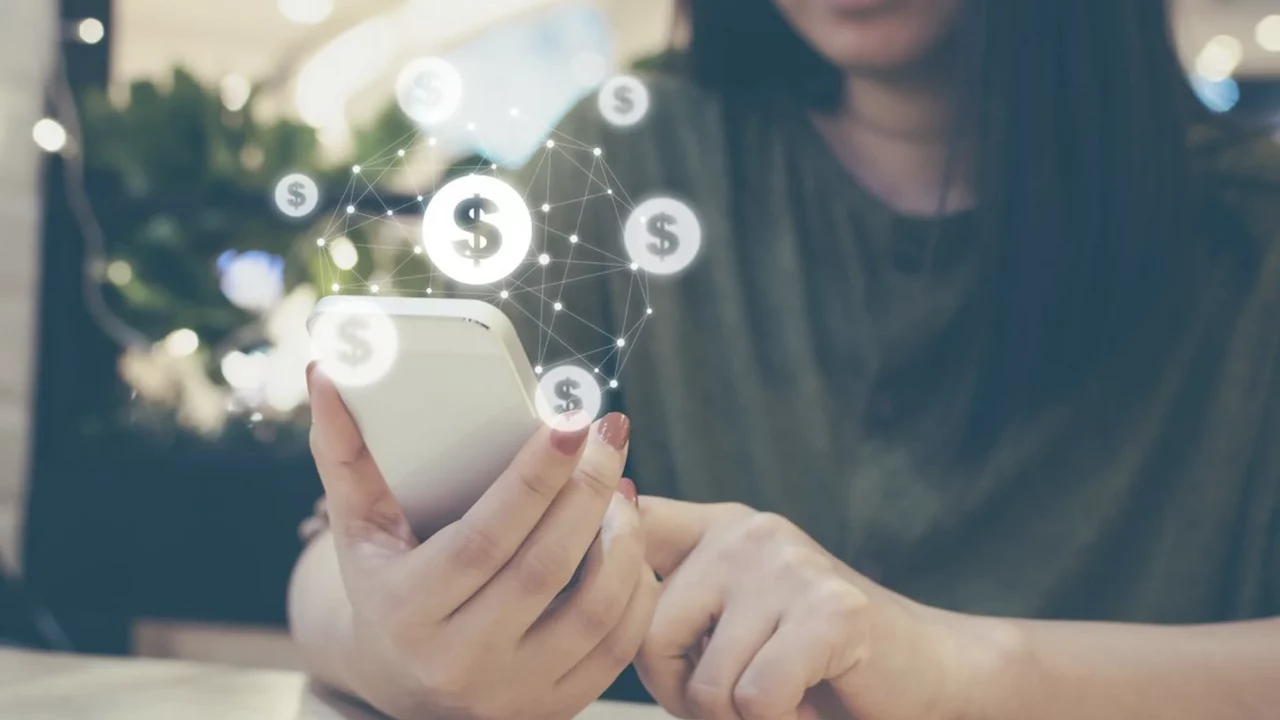 Alertan sobre apps de préstamos que bloquean tu teléfono si no pagas