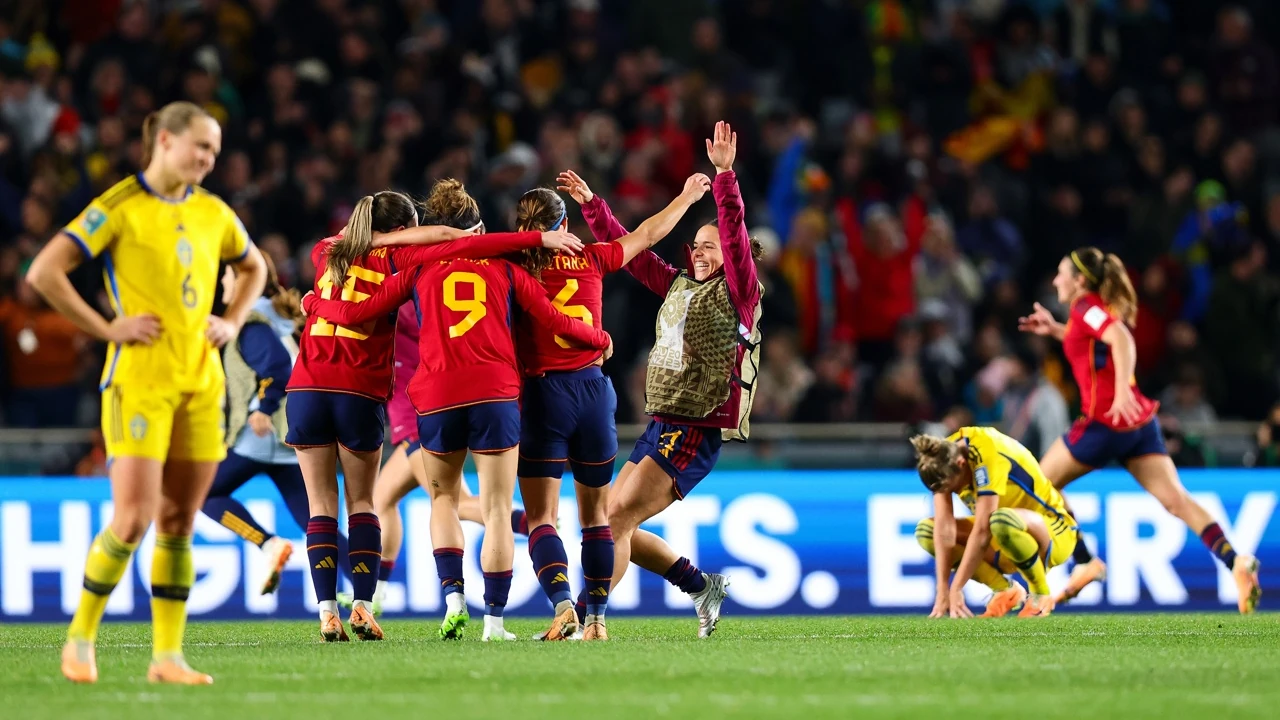 España avanza a la final del Mundial femenino tras superar a Suecia 2-1