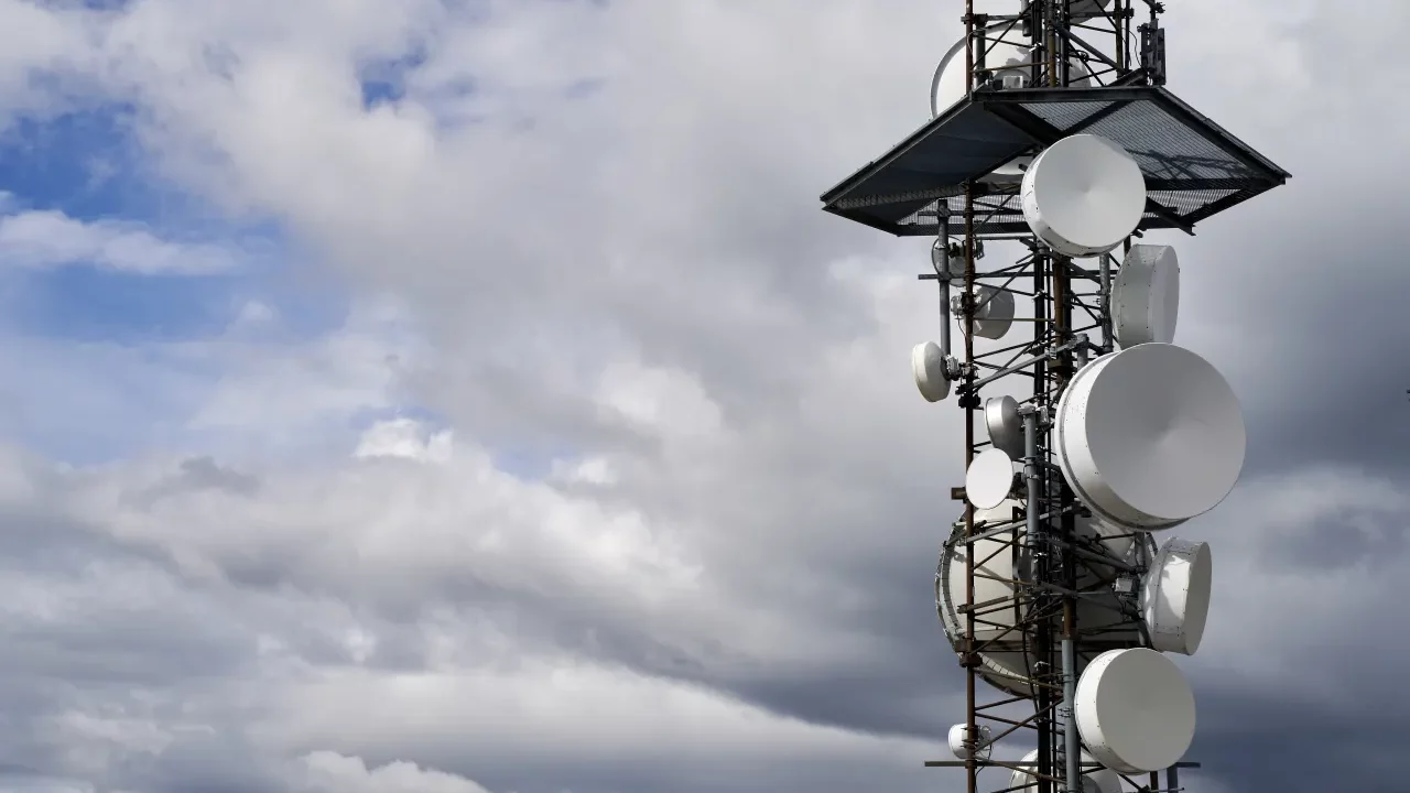 Costo del espectro radioeléctrico en México está 7% por debajo del promedio mundial: regulador